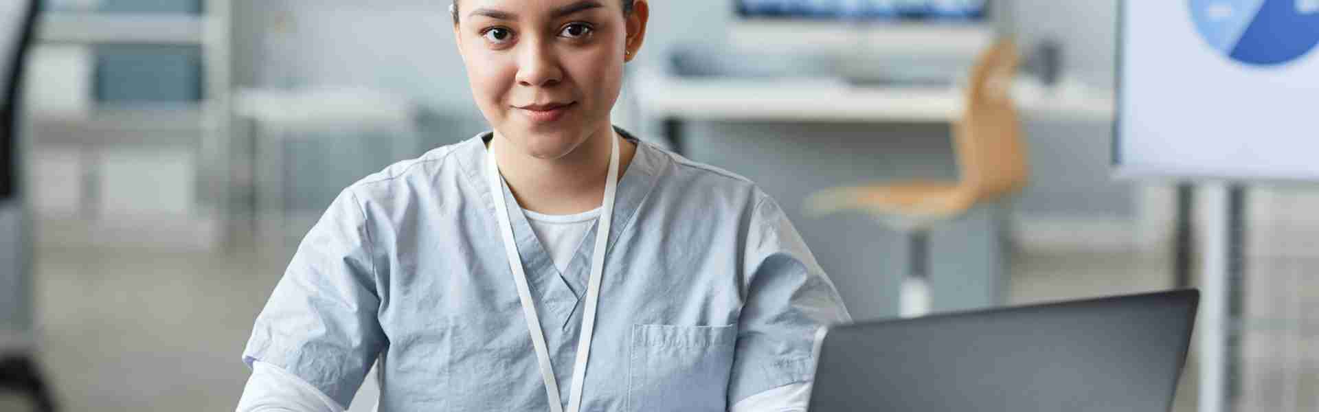 auxiliere-de-vie-3 (2).jpg